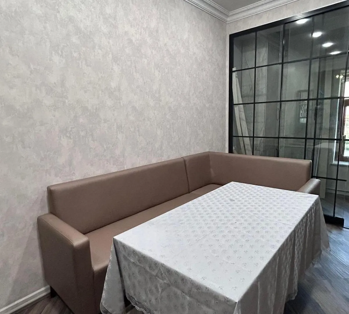 3 Floors 4 Bedroom Seaside Apart Baku Appartement